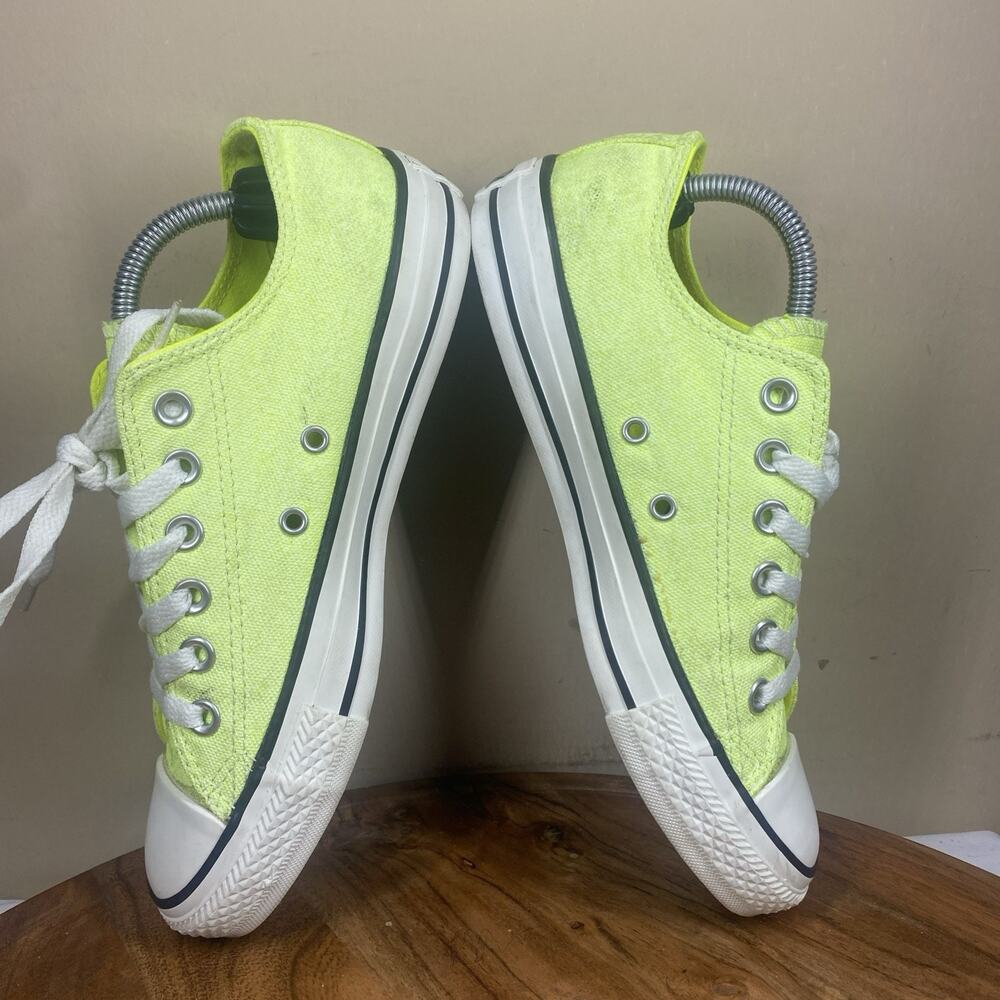Converse Chuck Taylor All Star Womens Neon Green Size 7 Low Top Shoes Sneakers - Picture 6 of 10